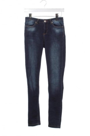 Damskie jeansy Silvian Heach, Rozmiar XS, Kolor Niebieski, Cena 29,99 zł