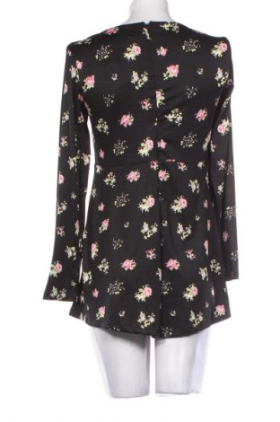 Damski krótki kombinezon Fb Sister, Rozmiar M, Kolor Kolorowy, Cena 9,99 zł