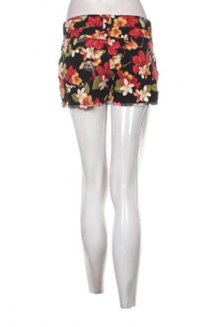 Női rövidnadrág Esmara, Méret M, Szín Sokszínű, Ár 879 Ft