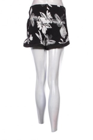 Damen Shorts Glamorous, Größe M, Farbe Mehrfarbig, Preis € 1,99