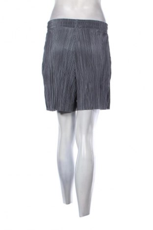 Дамски къс панталон Koton, Размер S, Цвят Сив, Цена 3,06 €