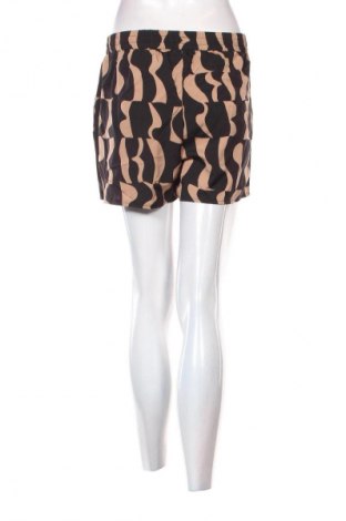 Дамски къс панталон Unbranded, Размер M, Цвят Многоцветен, Цена 2,04 €