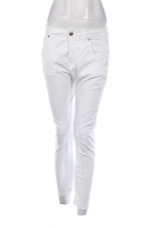 Γυναικείο παντελόνι Sexy Woman, Μέγεθος M, Χρώμα Λευκό, Τιμή 3,99 €