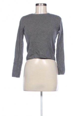 Дамски пуловер Bershka, Размер S, Цвят Сив, Цена 4,60 €