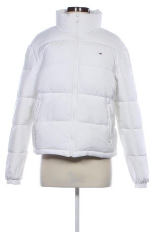 Γυναικείο μπουφάν Tommy Jeans, Μέγεθος M, Χρώμα Λευκό, Τιμή 67,99 €, #132257875