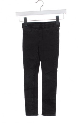 Kinderjeans H&M, Größe 5-6y/ 116-122 cm, Farbe Schwarz, Preis 5,99 €