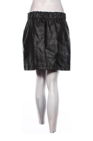 Кожена пола Unbranded, Размер M, Цвят Черен, Цена 2,04 €