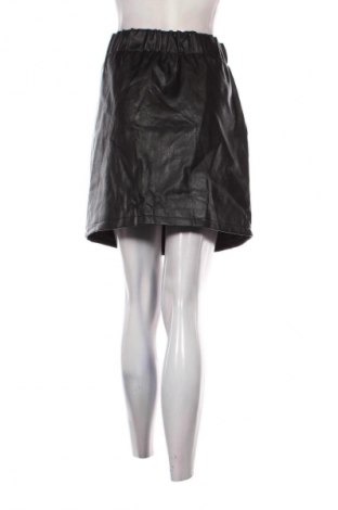 Кожена пола Unbranded, Размер L, Цвят Черен, Цена 2,04 €