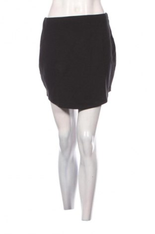 Пола Abercrombie & Fitch, Размер M, Цвят Черен, Цена 7,66 €