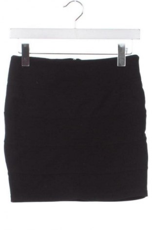 Пола Amisu, Размер XS, Цвят Черен, Цена 2,04 €