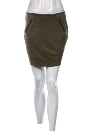 Пола Amisu, Размер M, Цвят Зелен, Цена 2,04 €