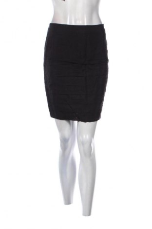 Пола Amisu, Размер S, Цвят Черен, Цена 4,60 €