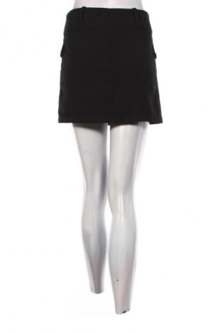 Пола Bershka, Размер S, Цвят Черен, Цена 2,04 €