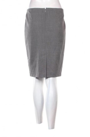 Пола C&A, Размер S, Цвят Сив, Цена 2,04 €