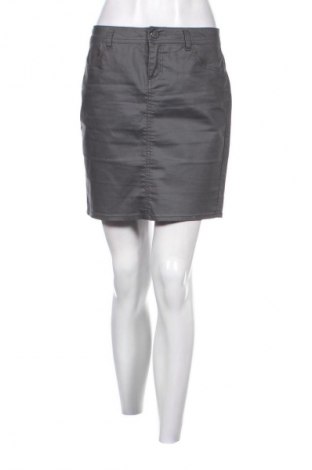 Пола Camaieu, Размер S, Цвят Сив, Цена 2,04 €