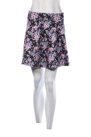 Пола Fb Sister, Размер S, Цвят Многоцветен, Цена 2,04 €