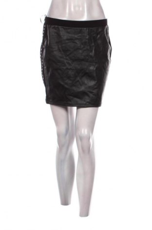 Пола Gina, Размер M, Цвят Черен, Цена 2,04 €