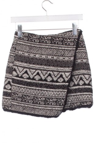 Пола H&M, Размер XS, Цвят Многоцветен, Цена 2,04 €