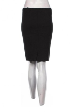 Пола H&M, Размер S, Цвят Черен, Цена 2,04 €