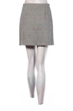 Пола H&M Divided, Размер S, Цвят Многоцветен, Цена 2,04 €