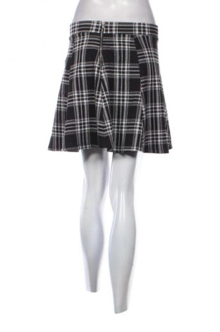 Пола H&M Divided, Размер S, Цвят Многоцветен, Цена 2,04 €