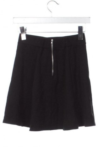 Пола H&M Divided, Размер XS, Цвят Черен, Цена 2,04 €