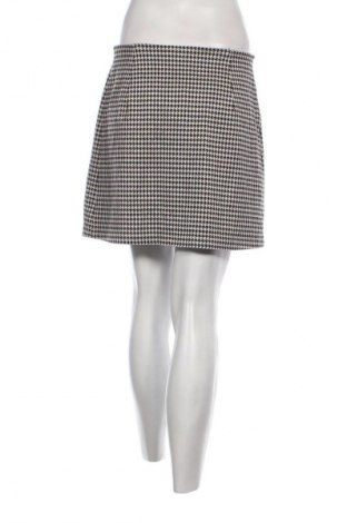 Пола H&M Divided, Размер M, Цвят Многоцветен, Цена 2,04 €