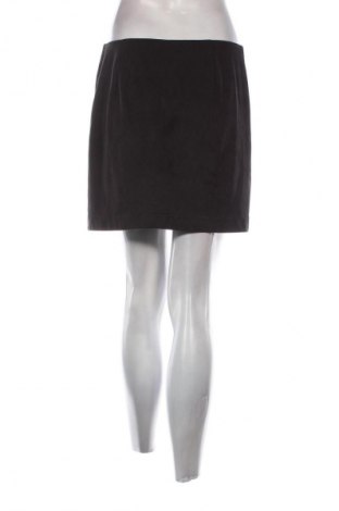 Пола Kenji, Размер M, Цвят Черен, Цена 2,04 €