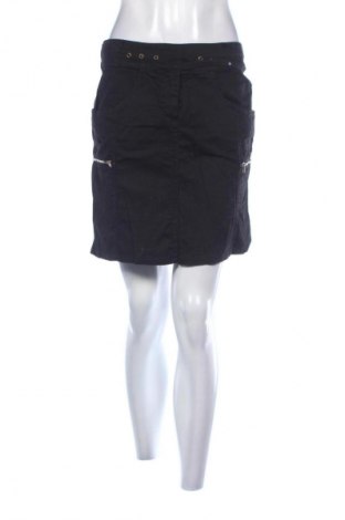 Пола King, Размер M, Цвят Черен, Цена 2,04 €