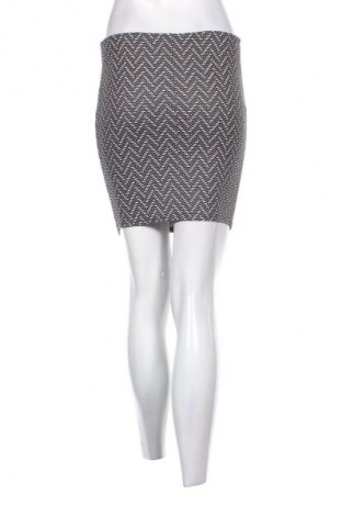 Пола Mim, Размер S, Цвят Многоцветен, Цена 2,04 €