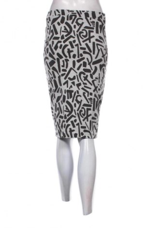 Пола Noisy May, Размер M, Цвят Многоцветен, Цена 2,04 €