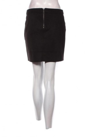 Пола ONLY, Размер M, Цвят Черен, Цена 4,09 €