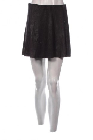 Пола ONLY, Размер M, Цвят Черен, Цена 2,04 €