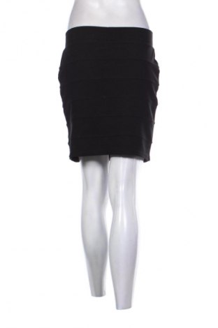 Пола Okay, Размер M, Цвят Черен, Цена 2,04 €