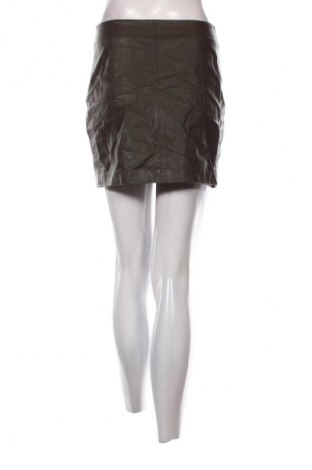 Пола Paccio, Размер S, Цвят Зелен, Цена 2,04 €