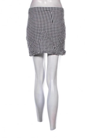 Пола Parisian, Размер M, Цвят Многоцветен, Цена 2,04 €