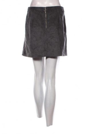 Пола Primark, Размер M, Цвят Сив, Цена 2,55 €