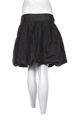 Пола Rare, Размер M, Цвят Черен, Цена 2,04 €