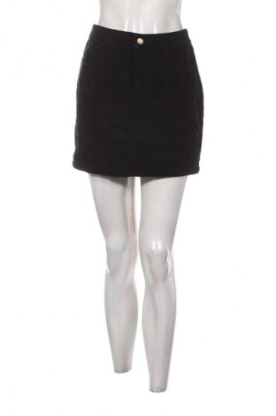 Пола SHEIN, Размер S, Цвят Черен, Цена 2,04 €