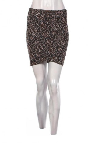 Пола Stradivarius, Размер M, Цвят Многоцветен, Цена 2,04 €