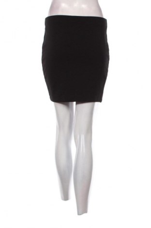 Пола Unbranded, Размер M, Цвят Черен, Цена 2,04 €