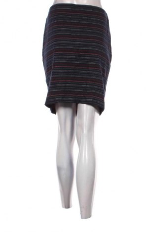 Пола Unbranded, Размер M, Цвят Многоцветен, Цена 2,04 €