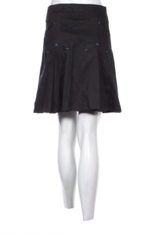 Пола Unbranded, Размер S, Цвят Черен, Цена 4,09 €