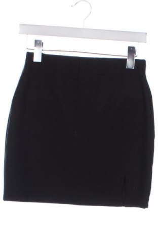 Пола Unbranded, Размер XS, Цвят Черен, Цена 2,55 €