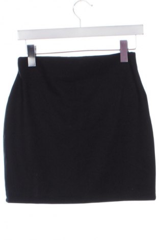 Пола Unbranded, Размер XS, Цвят Черен, Цена 2,55 €