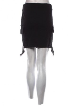 Пола Unbranded, Размер S, Цвят Черен, Цена 2,04 €