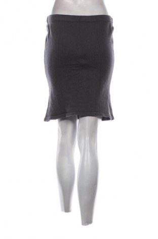 Пола Unbranded, Размер M, Цвят Сив, Цена 4,09 €