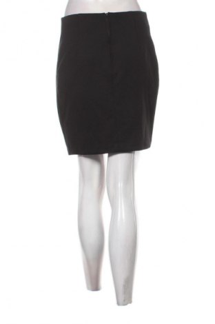 Пола Unbranded, Размер S, Цвят Черен, Цена 2,04 €