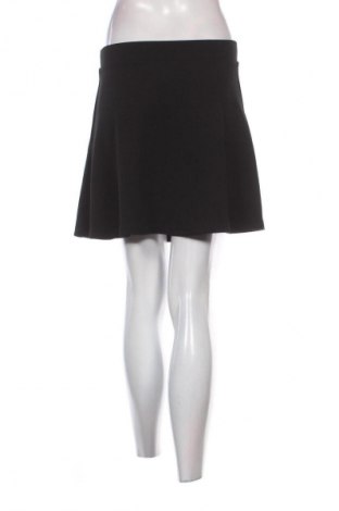 Пола Unbranded, Размер S, Цвят Черен, Цена 2,55 €