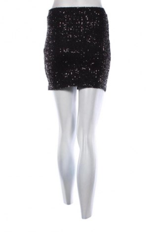 Пола Unbranded, Размер S, Цвят Черен, Цена 2,04 €